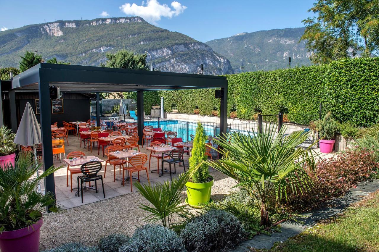 Logis Le Relais De Sassenage Hotel Bagian luar foto